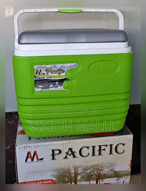 32 Litres M-Pacific Cooler Box/Ice Box