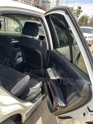 Toyota Harrier 2.4 2012 White
