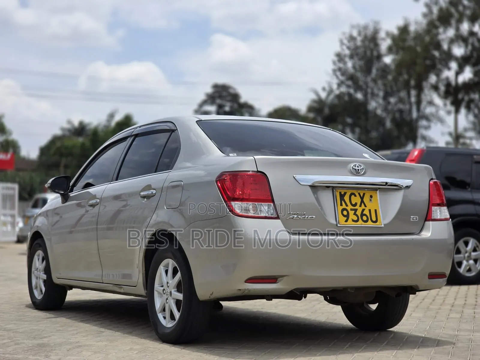 Toyota Axio 1.5 G 2WD 2013