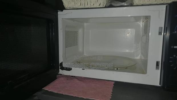 Ramtons Microwave - thumbnail 2