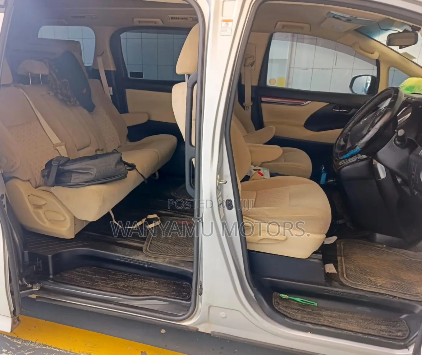 Toyota Vellfire 2016 Silver