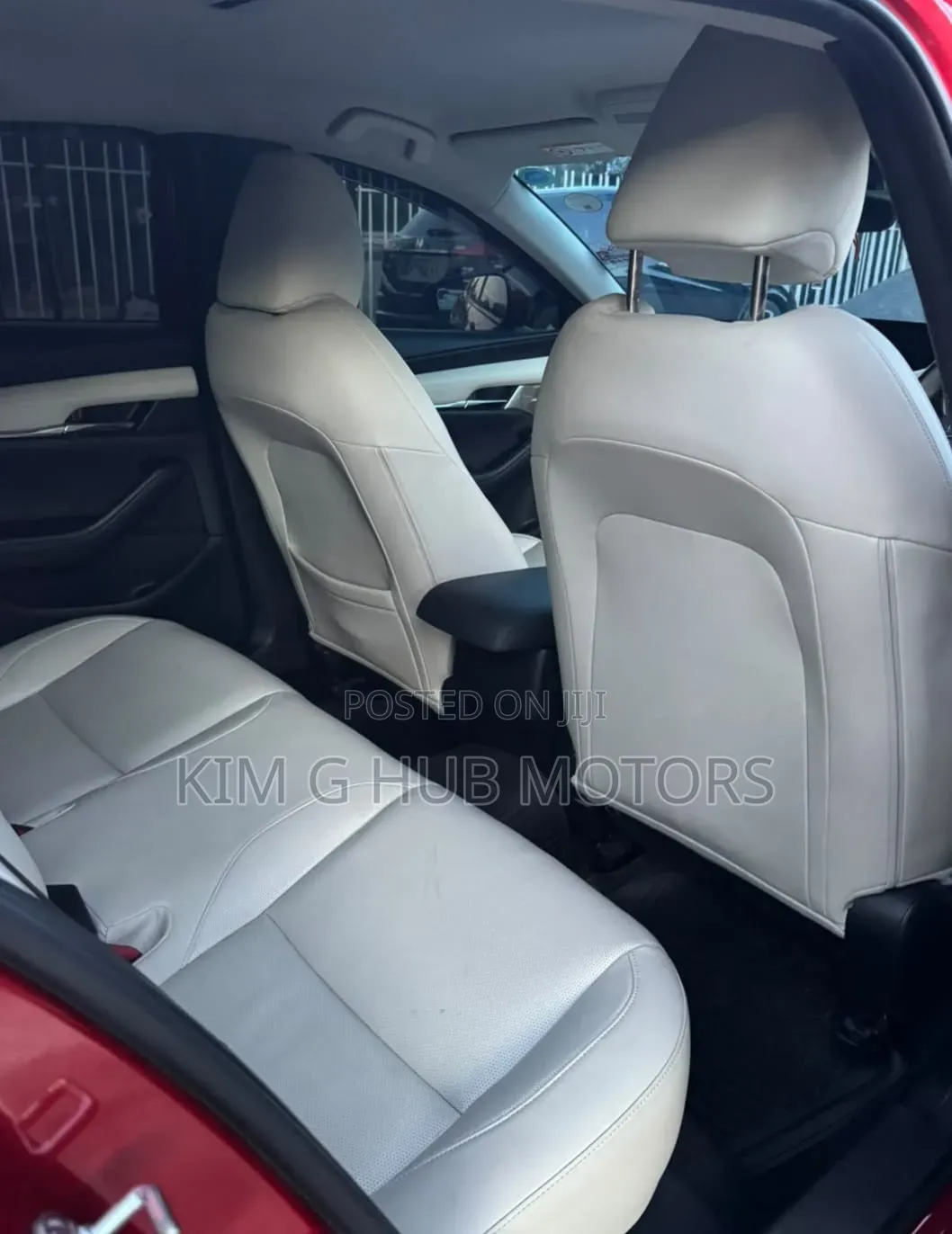 Mazda Axela 2019 Red