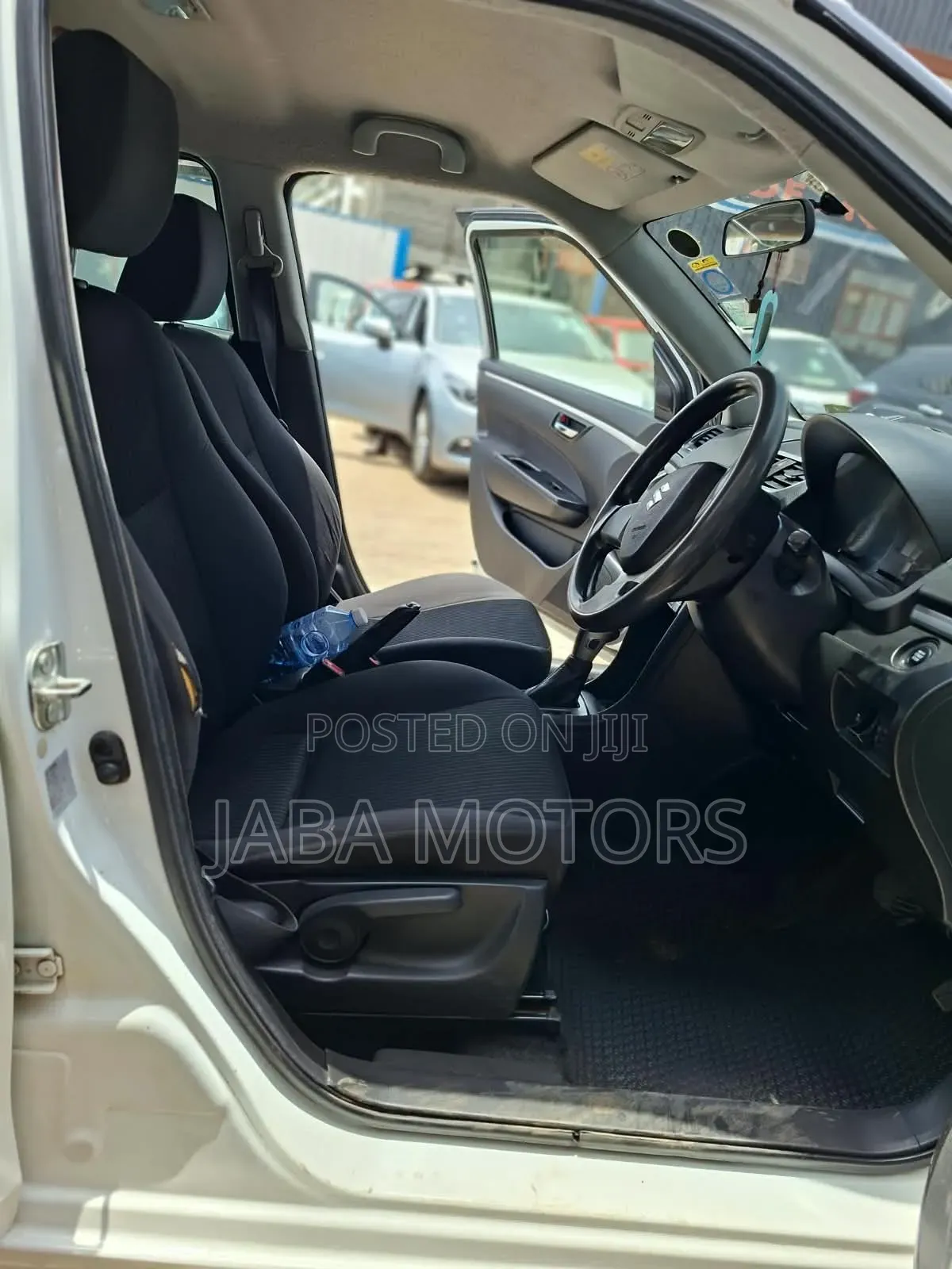 Suzuki Swift 2014 White
