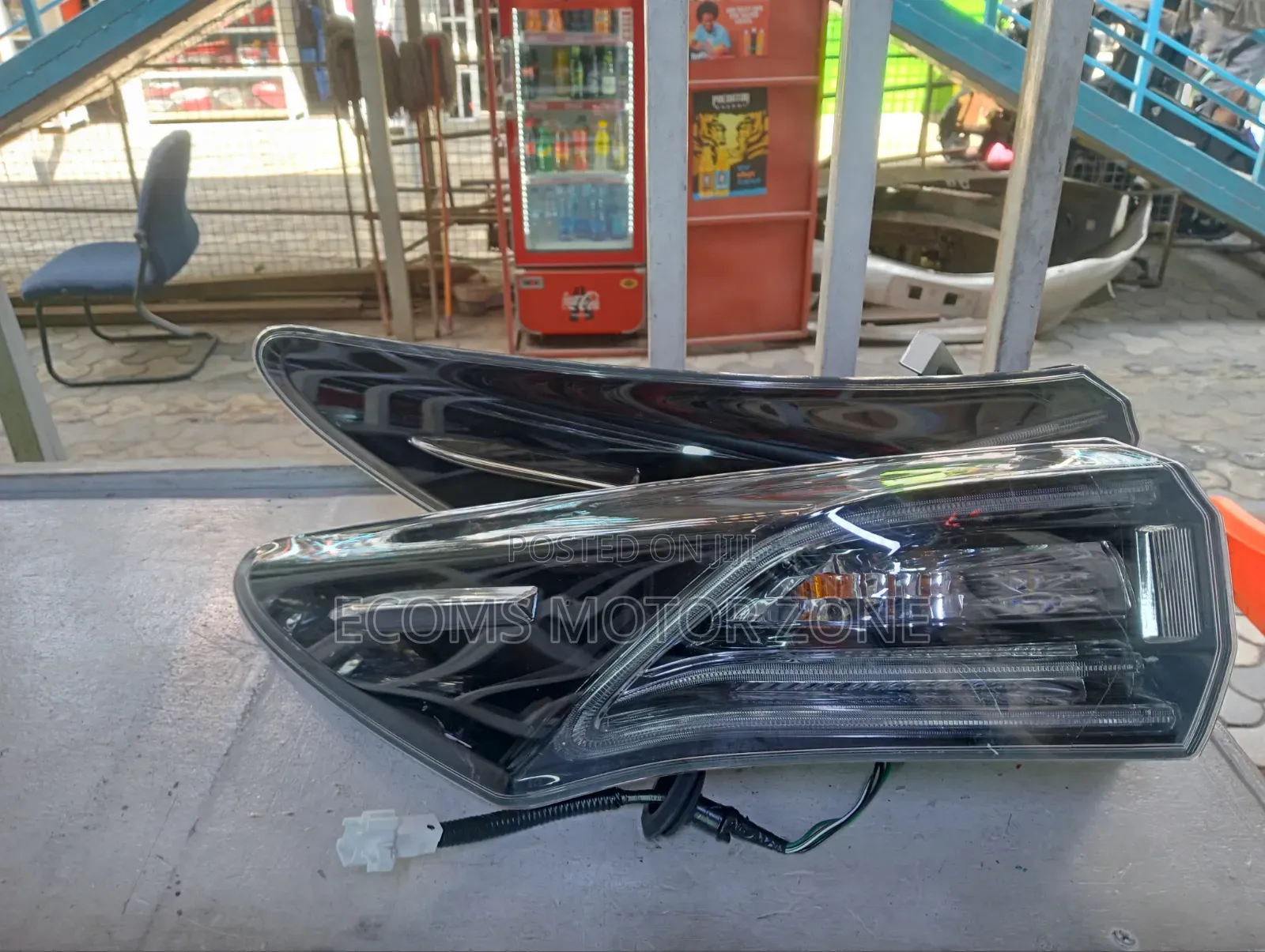 Toyota Harrier 2016 Backlight.