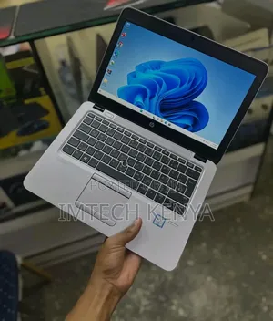 Laptop HP EliteBook 820 G3 8GB Intel Core i7 SSD 256GB