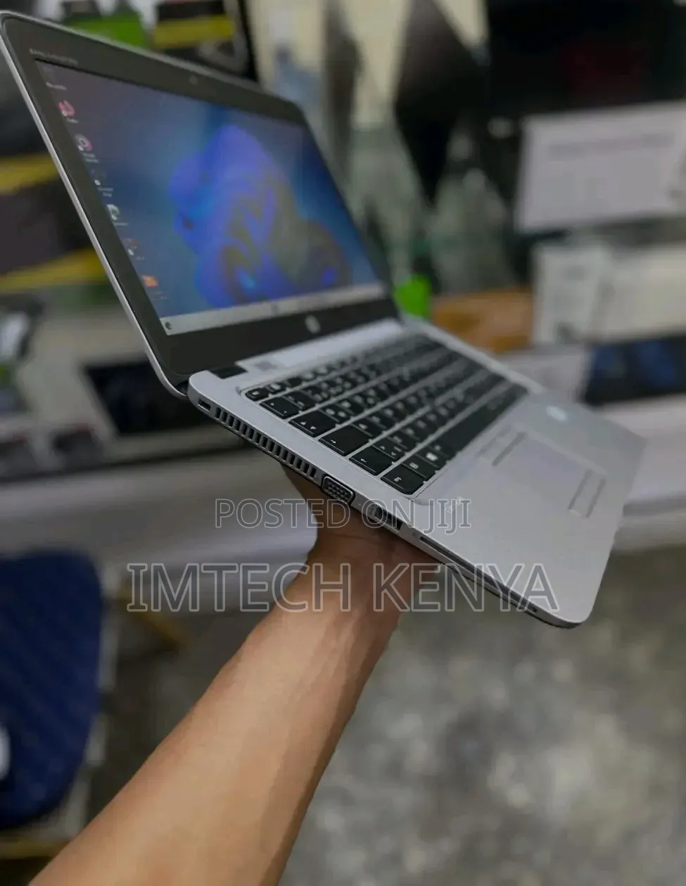 Laptop HP EliteBook 820 G3 8GB Intel Core i7 SSD 256GB