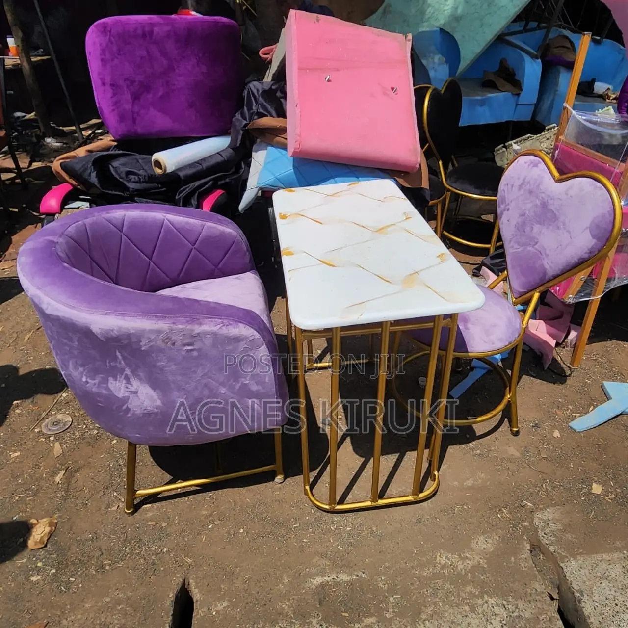 Manicure Table