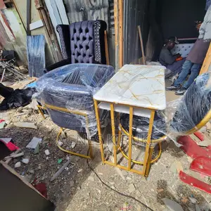 Manicure Table