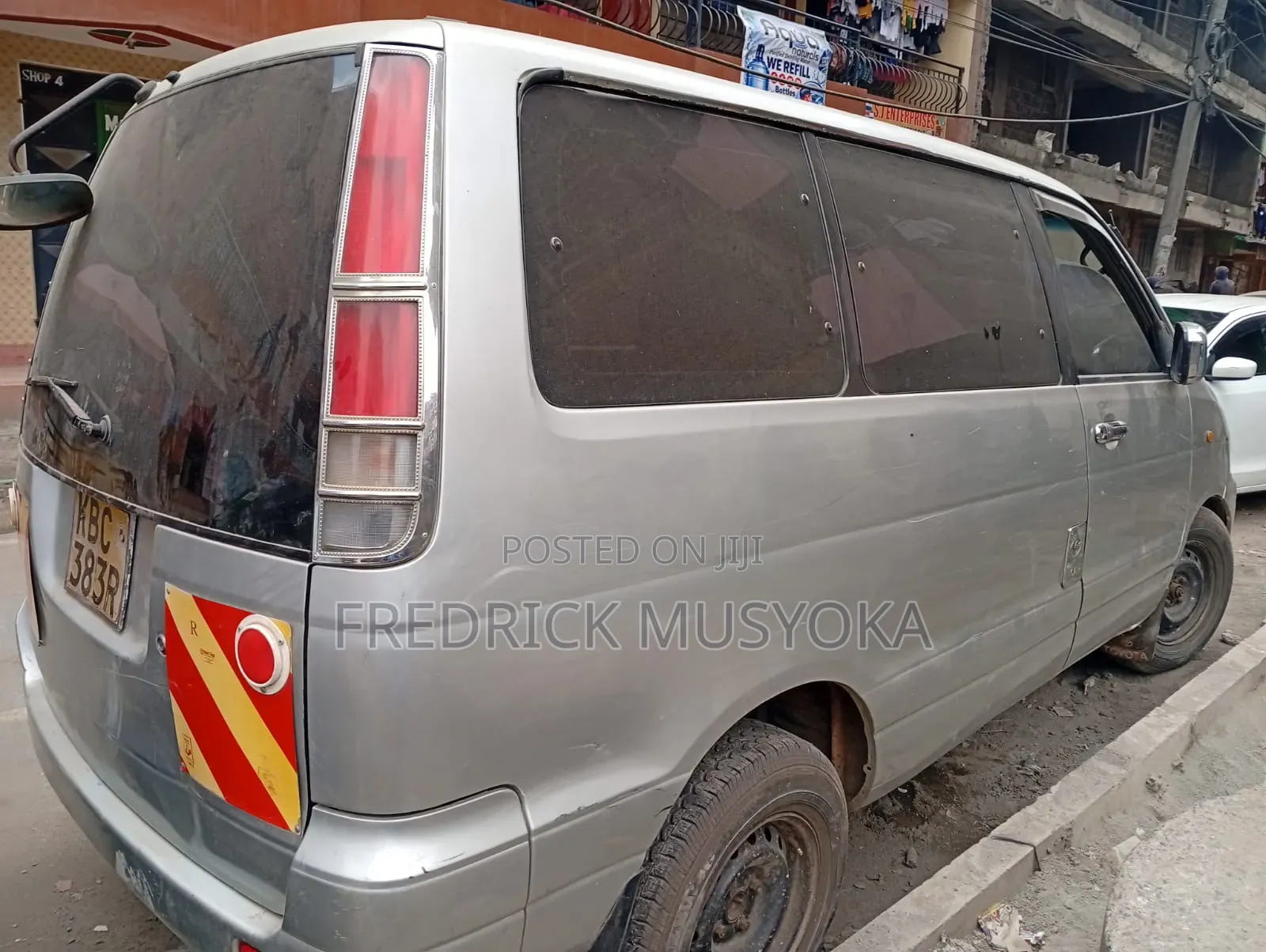 Toyota Noah 2003 Silver