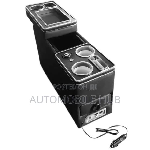 Toyota Noah/Sienta/Voxy/Esquire Armrest - main view