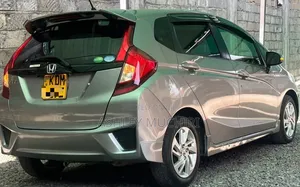 Honda Fit Shuttle 2016 Gray