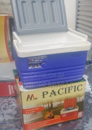 Pacific 4.5litres Cooler Box