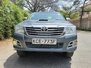 Toyota Hilux 3.0 D-4D Double Cab 2008 Gray