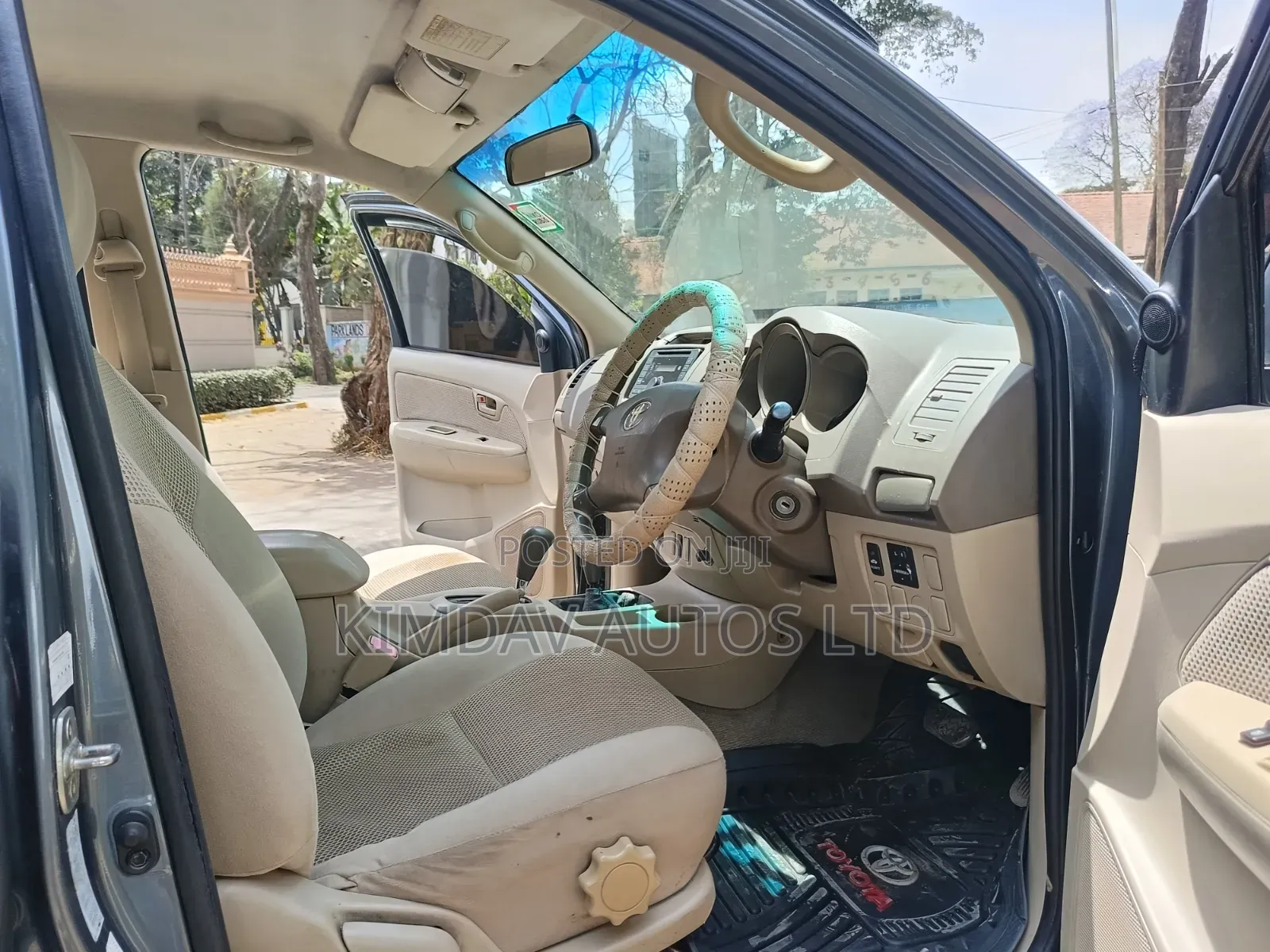 Toyota Hilux 3.0 D-4D Double Cab 2008 Gray