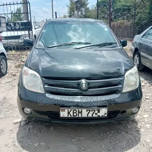 Toyota IST 2004 Black