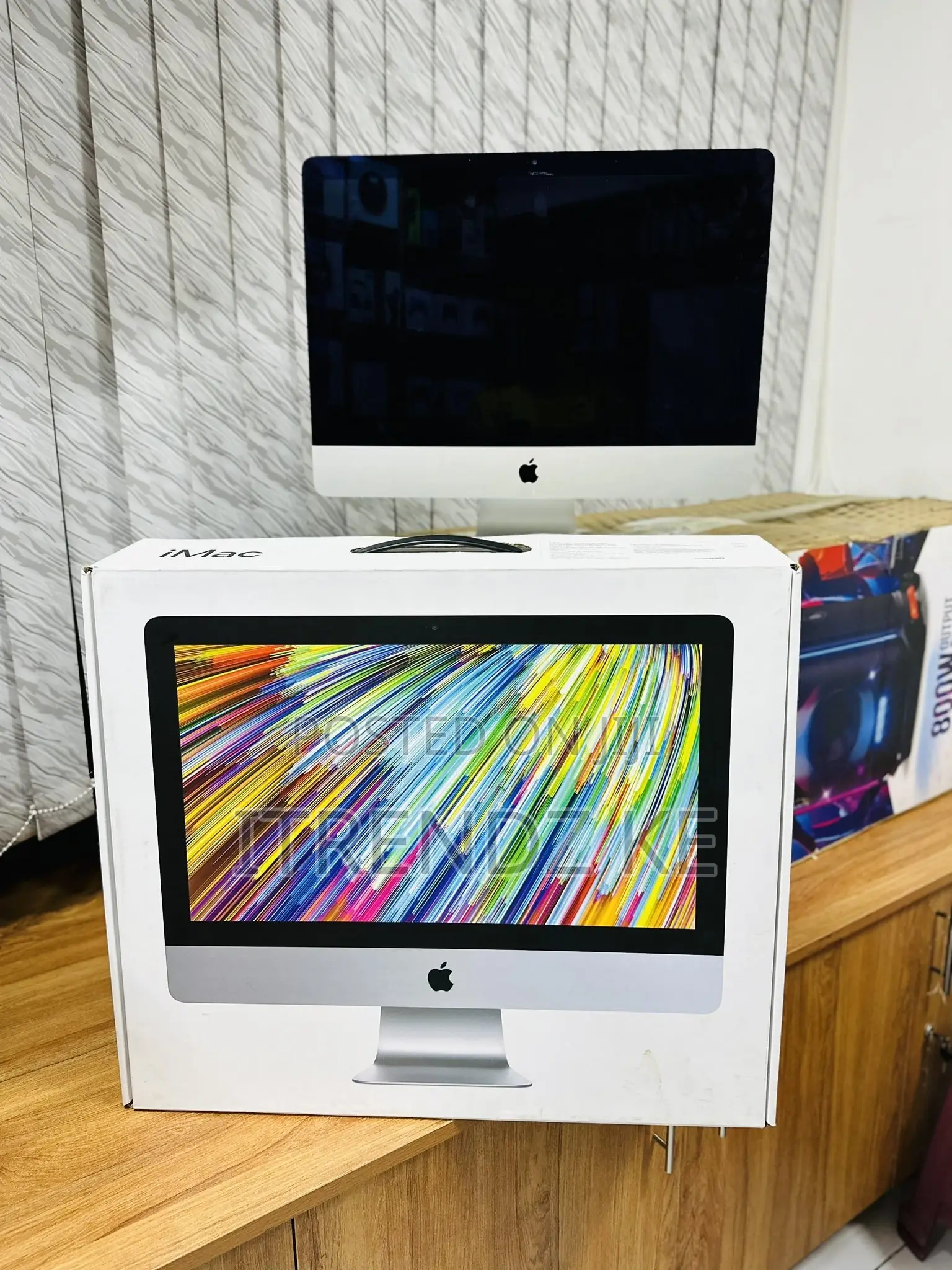 Desktop Computer Apple iMac 8GB Intel Core i5 SSD 256GB