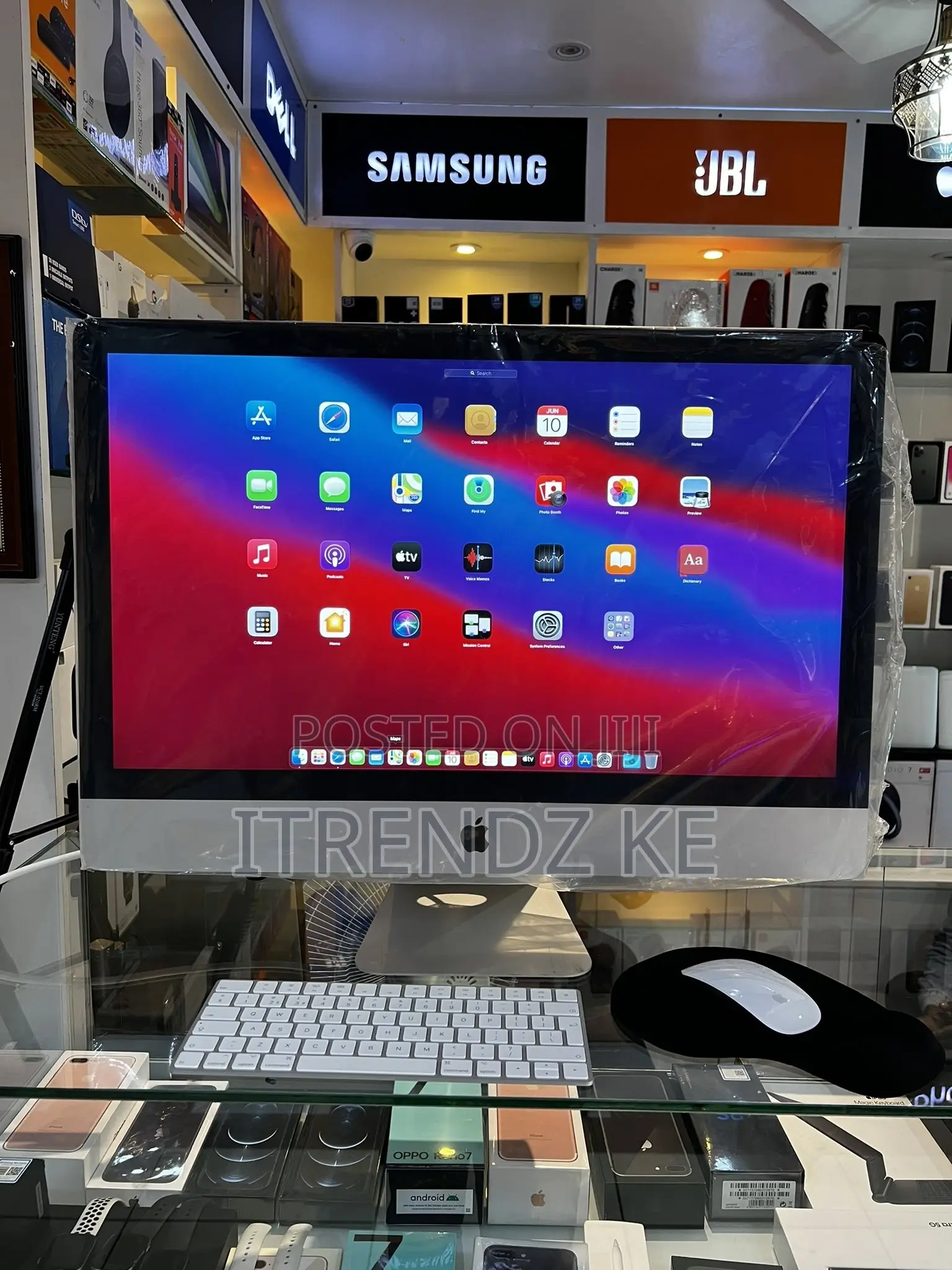 Desktop Computer Apple iMac 8GB Intel Core i5 SSD 256GB