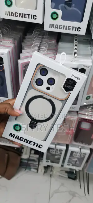 iPhone 15 Pro Magnetic Case Stands Out With a Orange Accent Ring