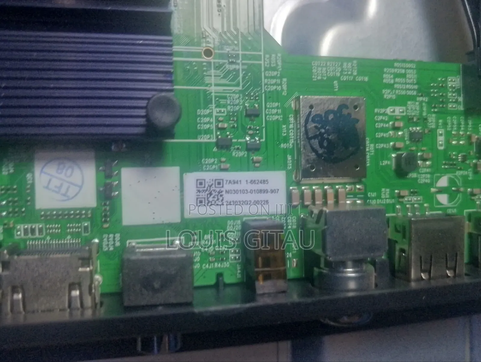 Sky Worth 70 Inch Broken TV Screen Selling Internal Components