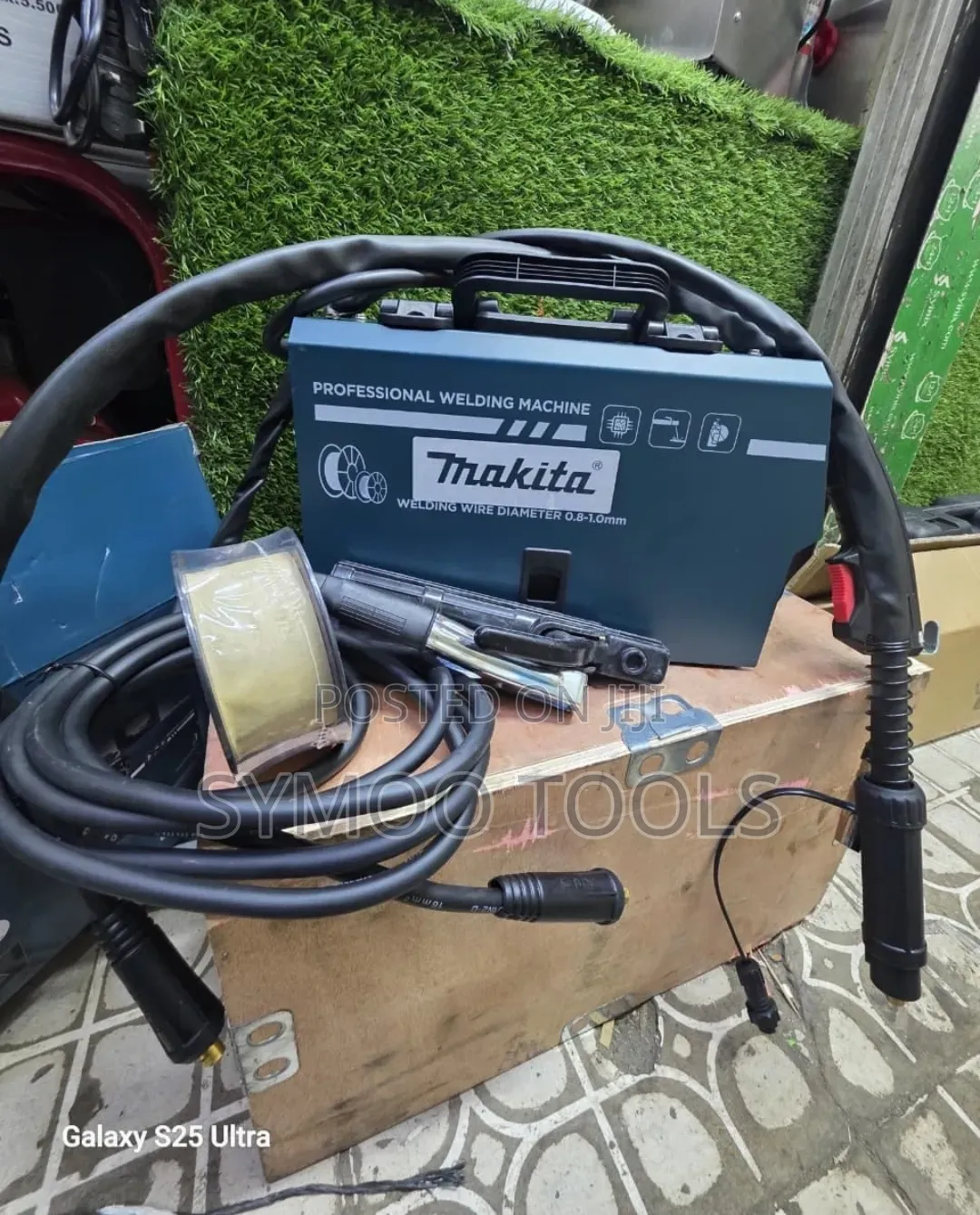 Makita MIG 400amps Portable Inverter Welding Machine