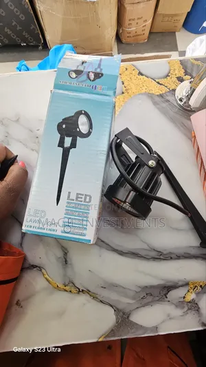 Spike Outdoor Light