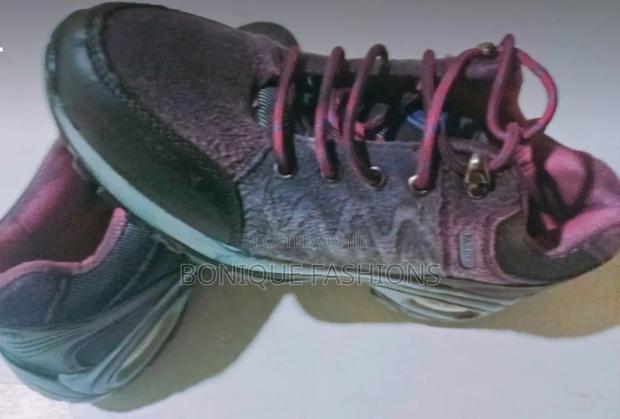 Sport Shoes/ Snickers