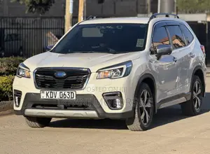 Subaru Forester Premium AWD 2019 Pearl