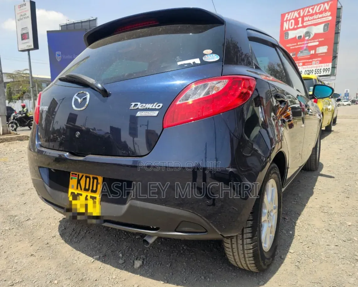 Mazda Demio 2014 Blue