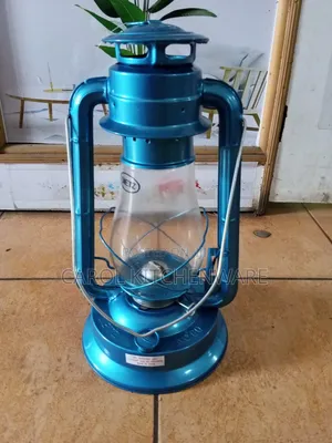 Lantern/Kerosene Glass Lamp
