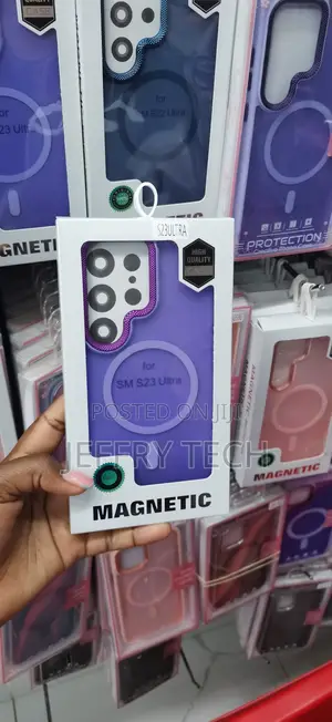 Purple Magnetic Phone Case Tailored for the Samsung Galaxy S23 Ultra