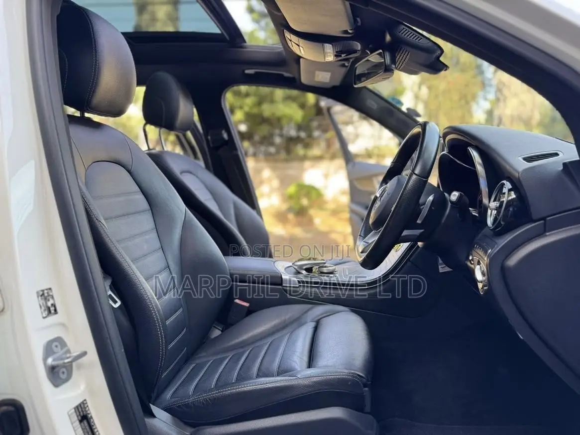 Mercedes-Benz GLC-Class 2019 White