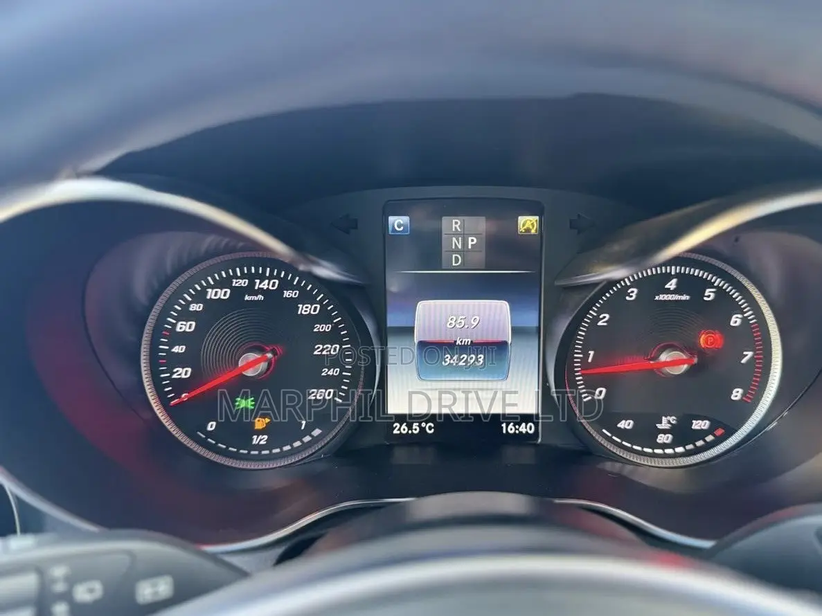 Mercedes-Benz GLC-Class 2019 White