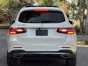 Mercedes-Benz GLC-Class 2019 White