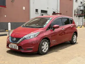 Nissan Note 1.2 Hybrid 2018 Red