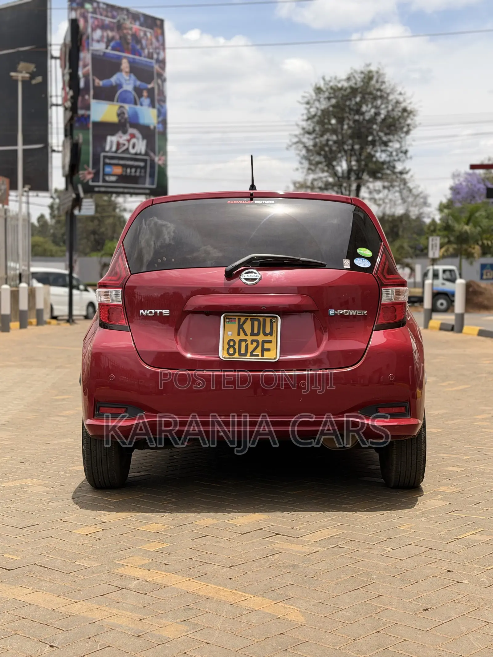 Nissan Note 1.2 Hybrid 2018 Red