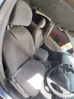 Toyota Vitz 2008 Silver