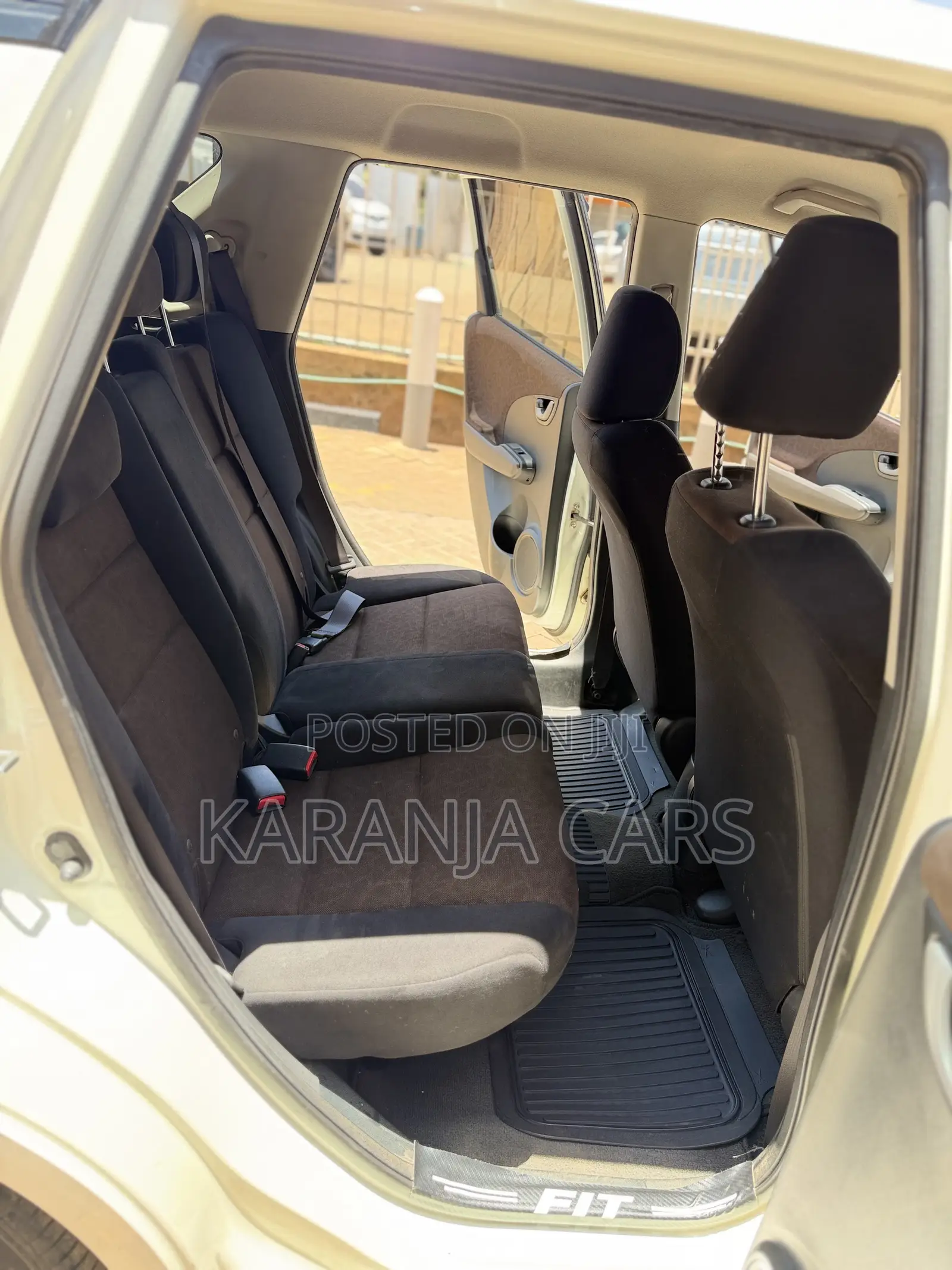 Honda Fit Shuttle 2015 Pearl
