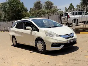 Honda Fit Shuttle 2015 Pearl