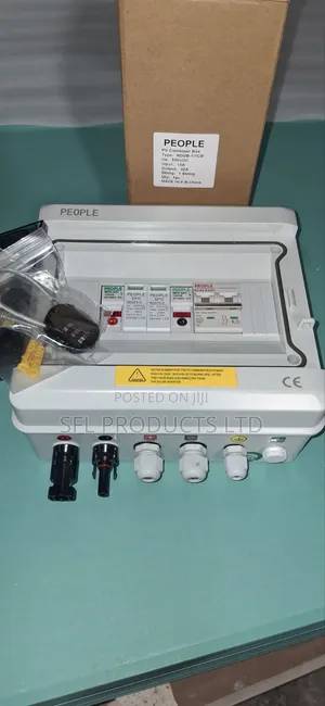 8-Way Solar PV Combiner Box With String Protection