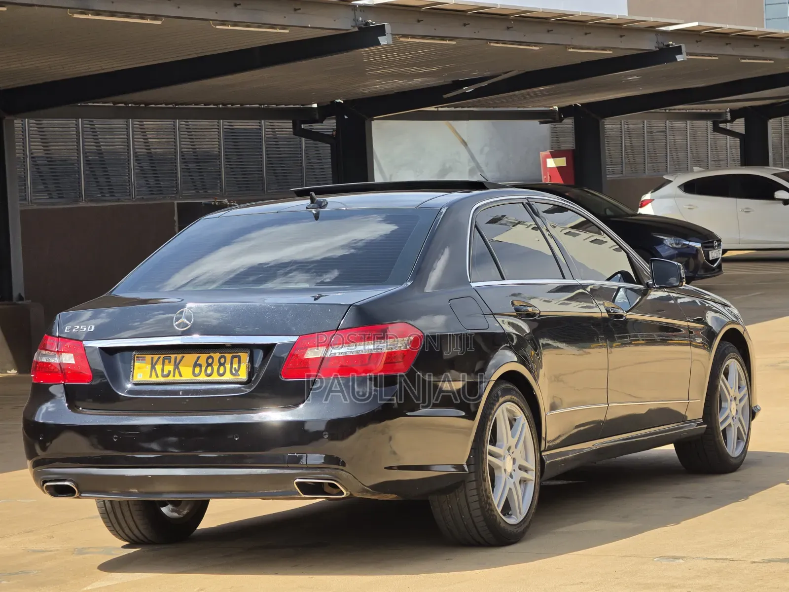Mercedes-Benz E250 2015 Black