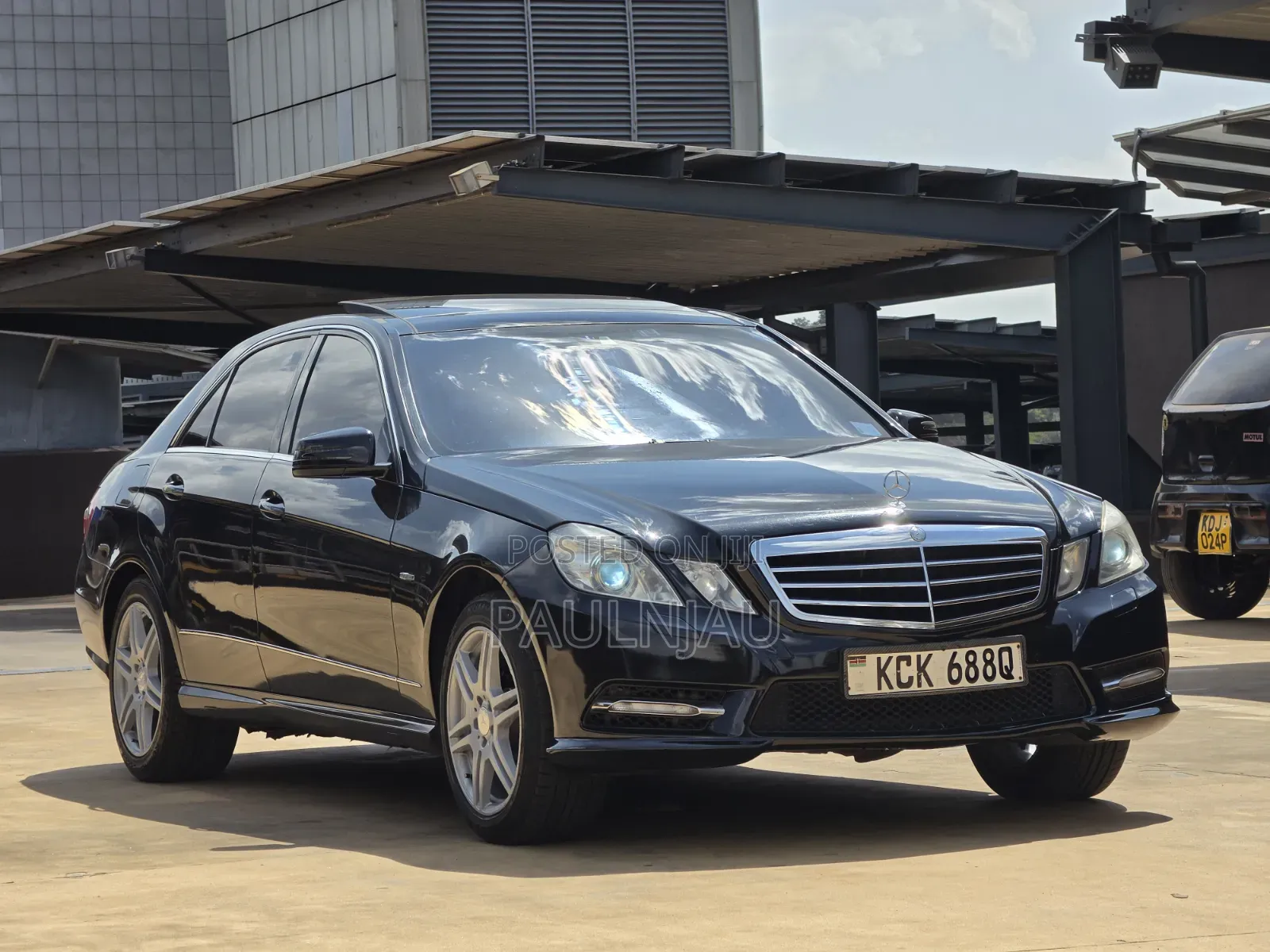 Mercedes-Benz E250 2015 Black