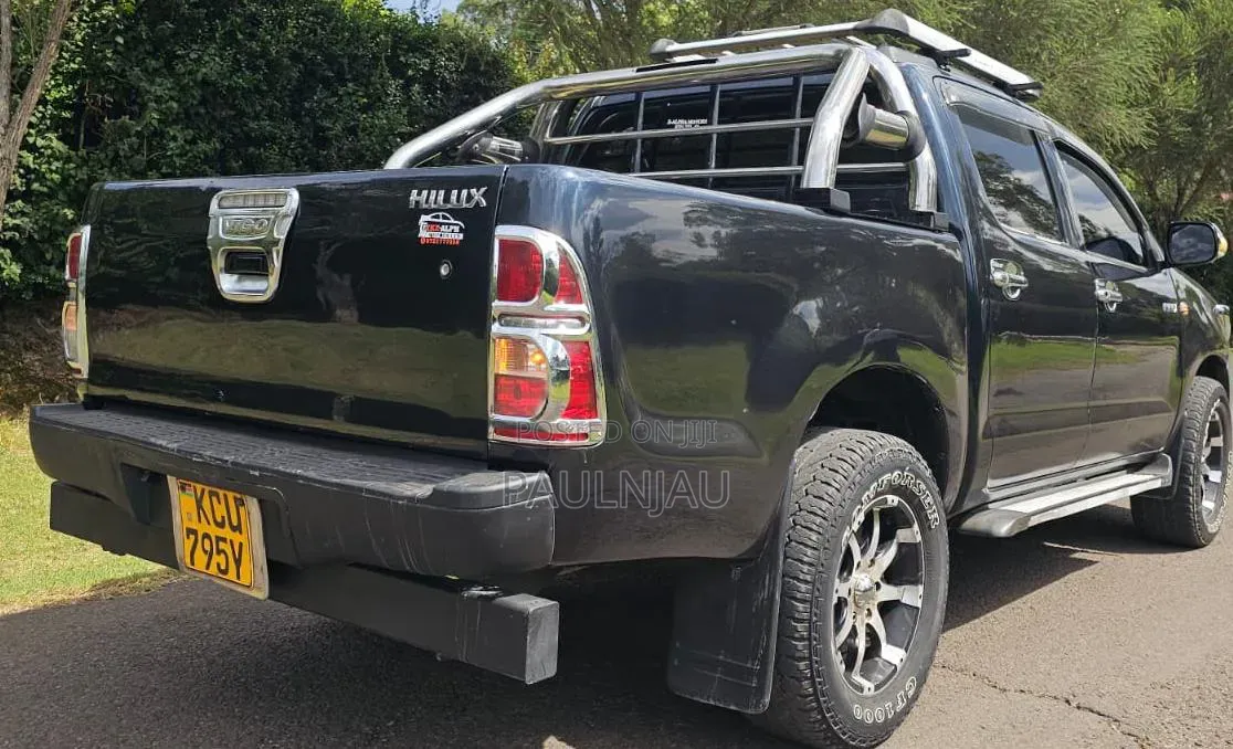Toyota Hilux 2013
