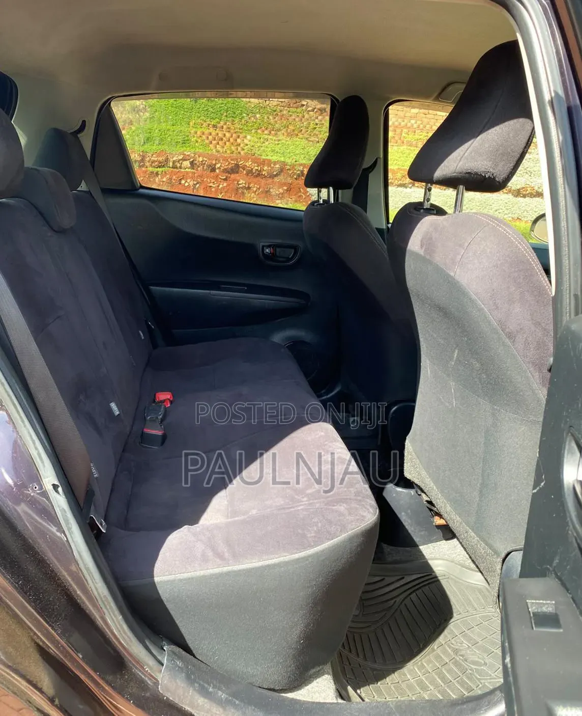 Toyota Vitz 2013