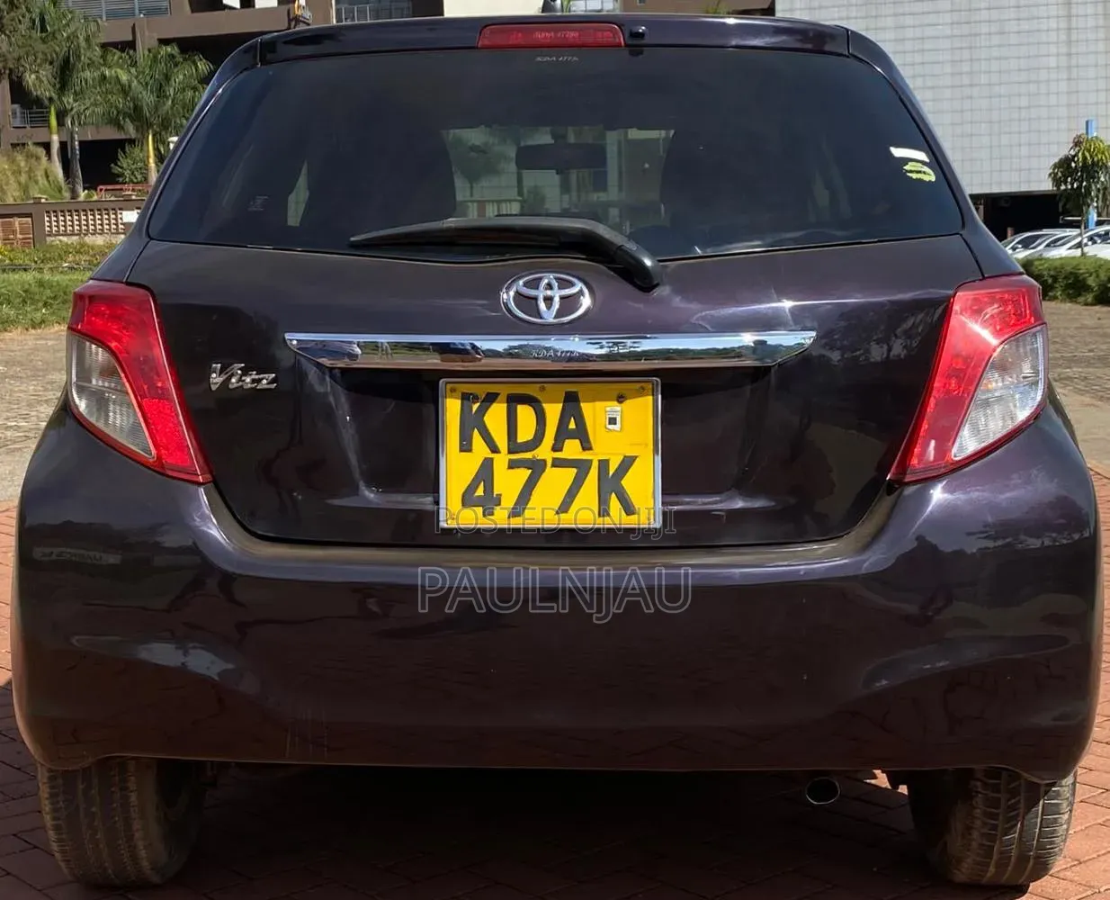 Toyota Vitz 2013