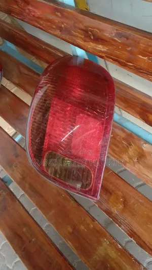 Toyota Vitz Taillight 2002