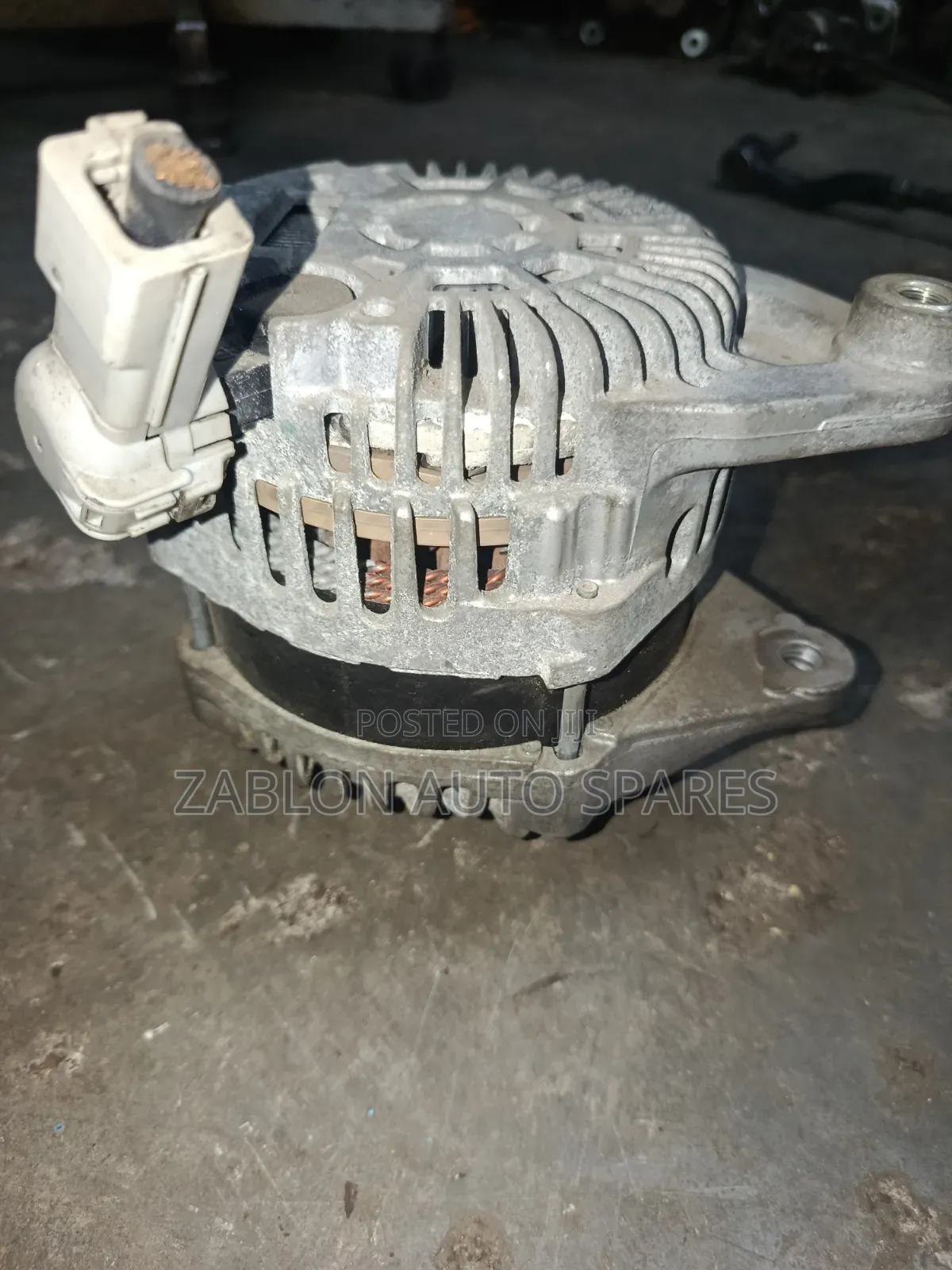 Alternator Mazda