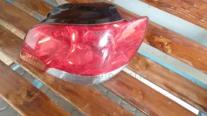 Mitsmistubish Airtrek Taillight Ubish Airtreck Taillight