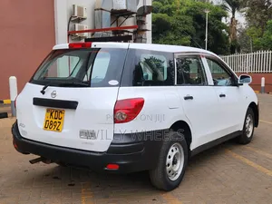 Nissan Advan 2014 White
