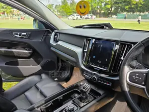 Volvo XC60 T5 R-Design AWD 2018 Gray