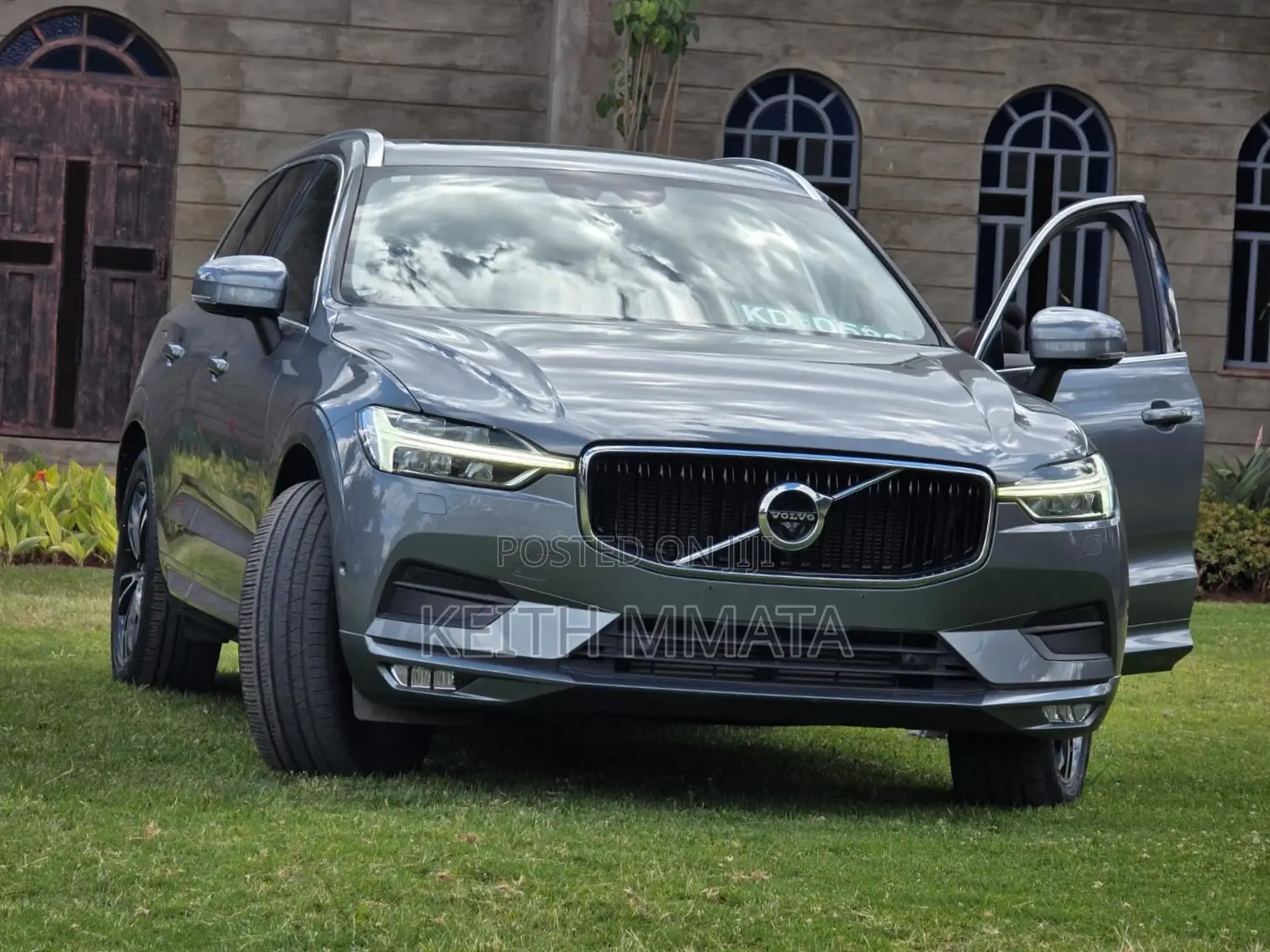 Volvo XC60 T5 R-Design AWD 2018 Gray
